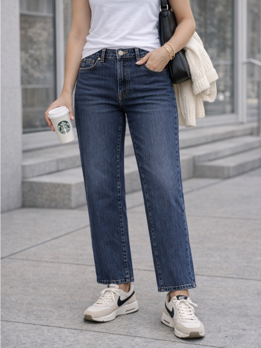 Brooks Brothers Straight‑Leg Indigo Jeans – Size 4